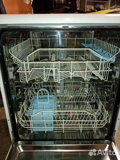 Посудомоечная машина Indesit
