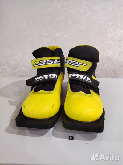 Лыжные ботинки классические