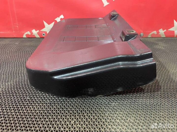 Крышка ящика акб нижняя Volvo FH, Volvo FM