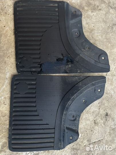 Брызгавиков на Mercedes G 2021