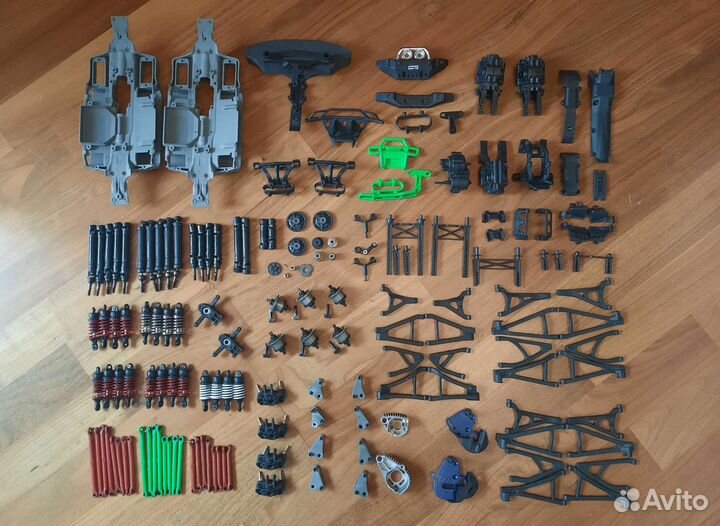 Бу запчасти на Traxxas E-Revo / Summit 1/16