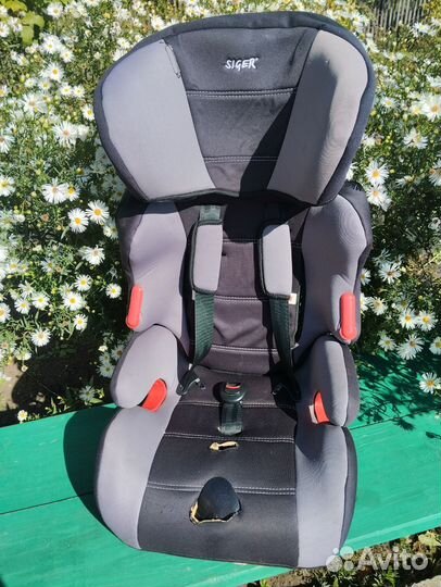 Детское автомобильное кресло