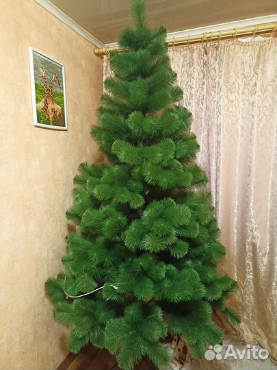 Елка искусственная