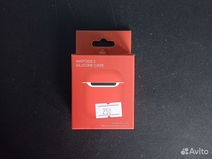 Красный силиконовый чехол для AirPods 2