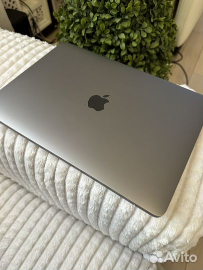 Apple MacBook air 13 2020 m1 8gb 256