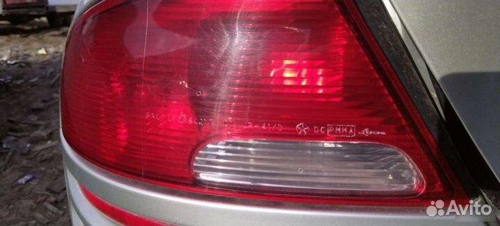 Фонарь задний левый Dodge Stratus 2002-2006