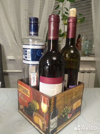 Бутылочница, ящик для бутылок