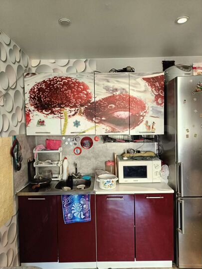 Комната 18,3 м² в > 9-к., 3/5 эт.