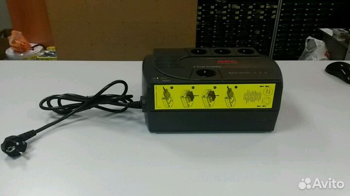Бесперебойник питания APC Back-UPS серии ES