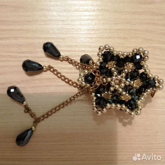 Брошь