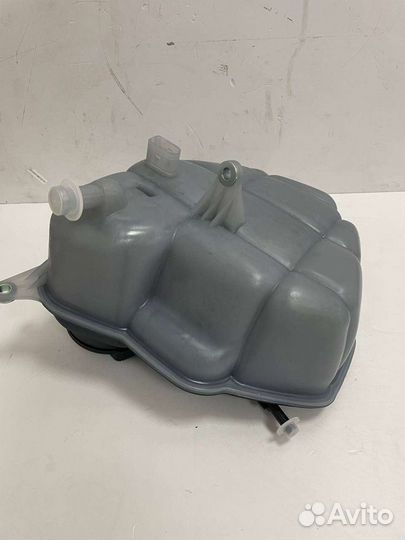 Bentley Continental расшерительный бачек