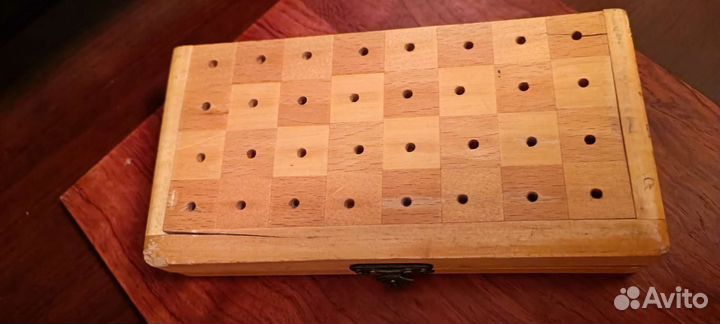 Компас и дорожные шахматы