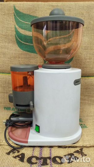 Кофемолка La San Marco SM 91 профессиональная