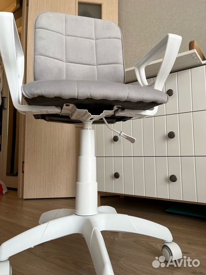 Компьютерный стул