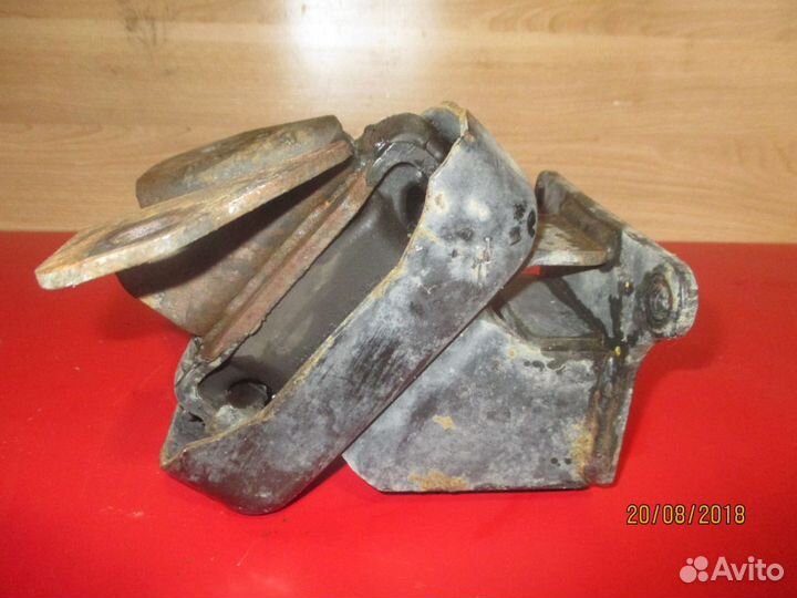 Опора двигателя правая Hyundai Starex H1/Старекс