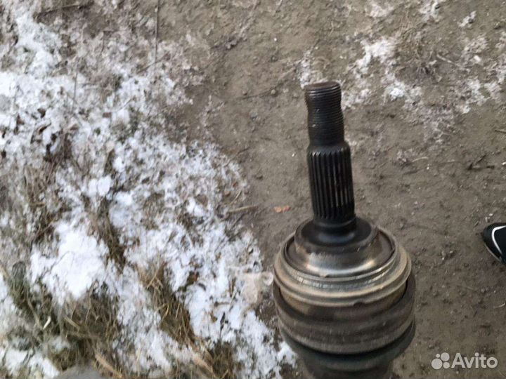 Тойота привод левый (Контрактный)