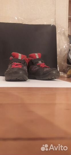 Кроссовки туристические детские