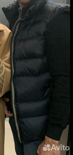 Жилет пуховой Emporio Armani EA7