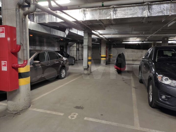 Машиноместо, 15 м²