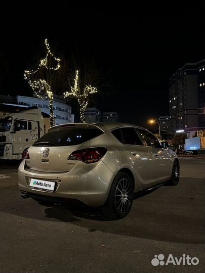 Opel Astra 1.6 AT, 2011, 274 000 км