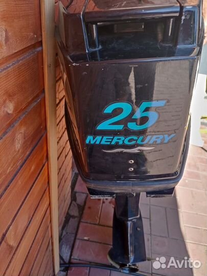 Надувная лодка Brig Baltic с мотором Mercury 25