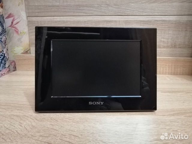 Цифровая фоторамка sony DPF-C700