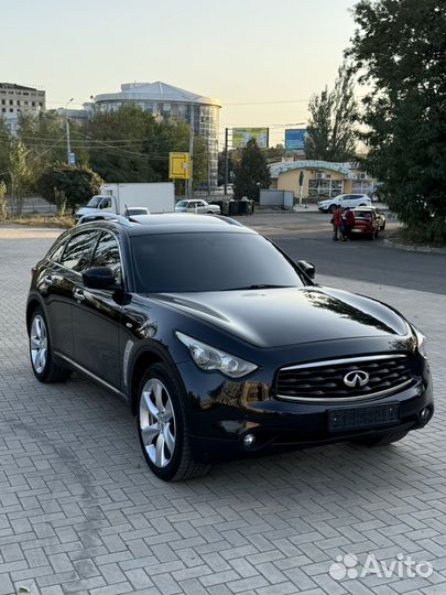 Infiniti FX35 3.5 AT, 2010, 260 000 км