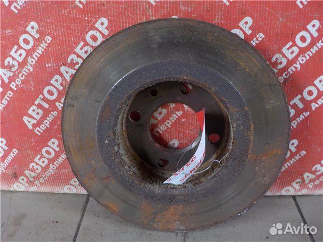 Тормозной диск передний правый Renault Sandero