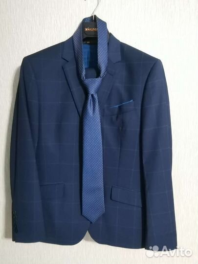 Костюм мужской