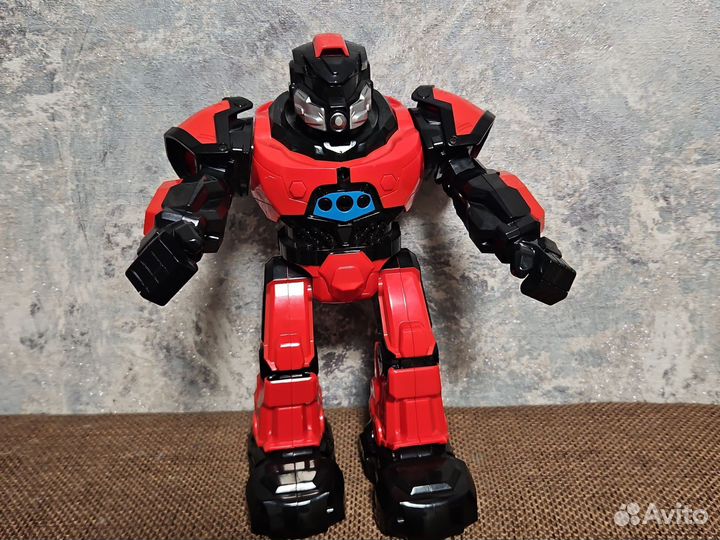 Игрушка робот