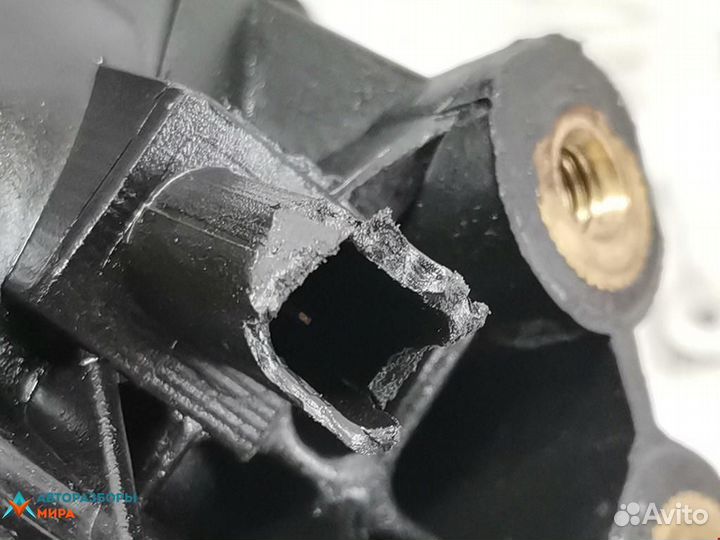 Корпус термостата BMW 6 E63/E64 2007 11537549476