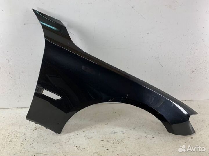 Крыло переднее правое Bmw 7Er F01 2008-2015
