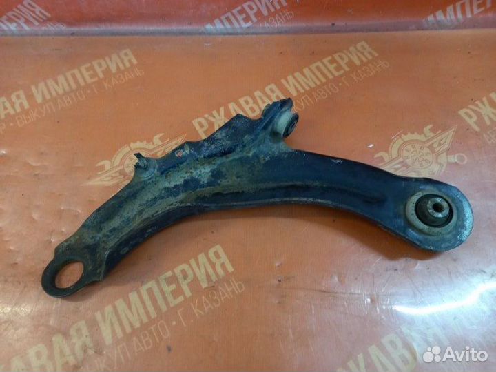 Рычаг подвески передний левый Renault Megane 2 1.6