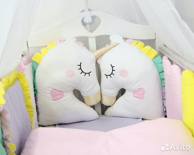 Комплект в детскую кроватку 
