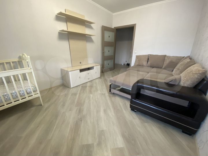 1-к. квартира, 42 м², 3/9 эт.