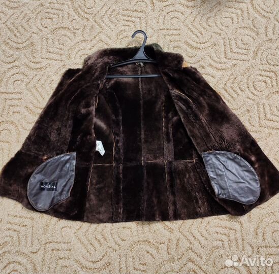 Дубленка женская натуральная 44