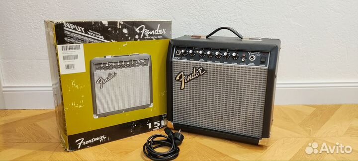 Комбоусилитель гитарный Fender frontman 15r