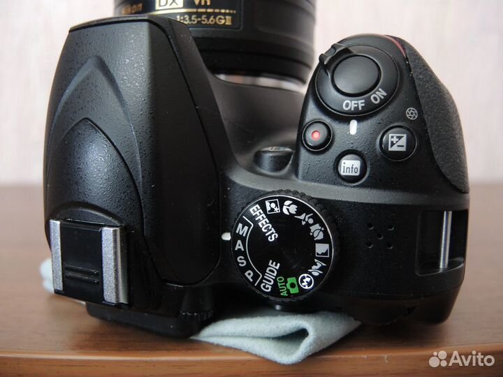 Зеркальный фотоаппарат Nikon D3400 + 18-55 GII VR