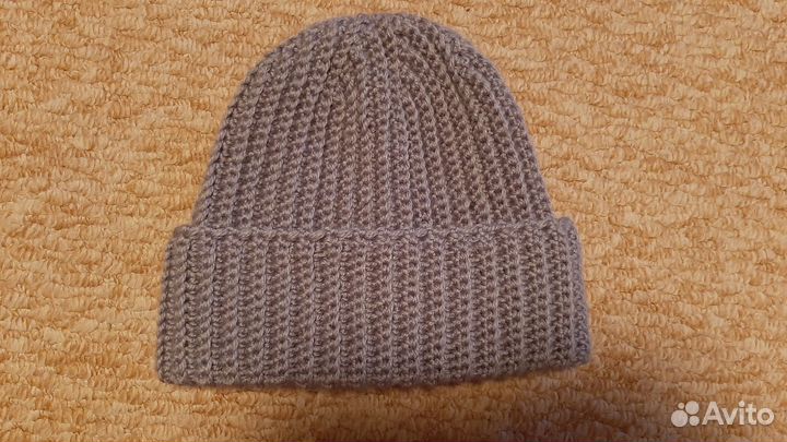 Вязаная шапка мужская