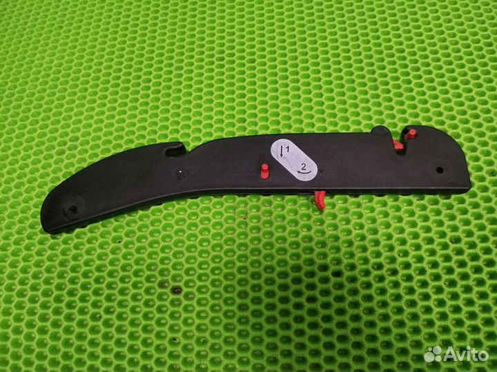 Крепление люльки на шасси детской коляски