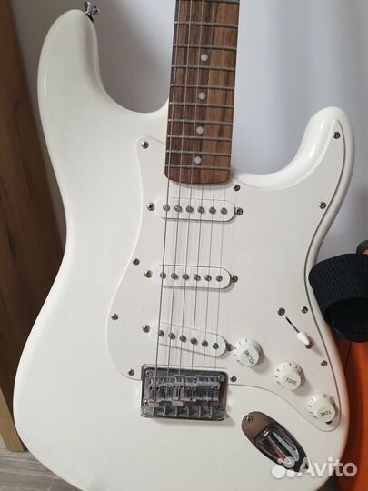 Электро гитара