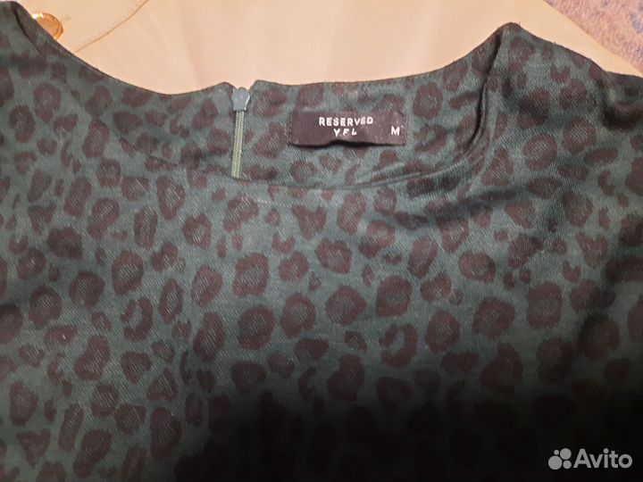 Пакет одежды с двумя кожаными брюками