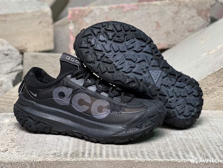 Nike ACG Mountain Fly 2 Low Triple Black