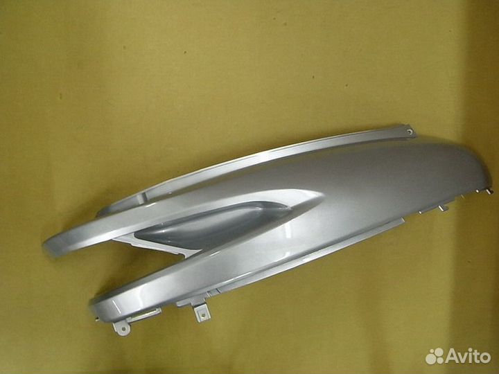 Облицовка задняя правая серебристый S-880S SYM