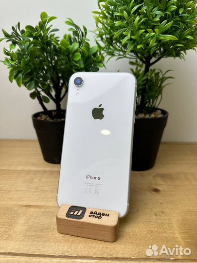iPhone Xr, 64 ГБ