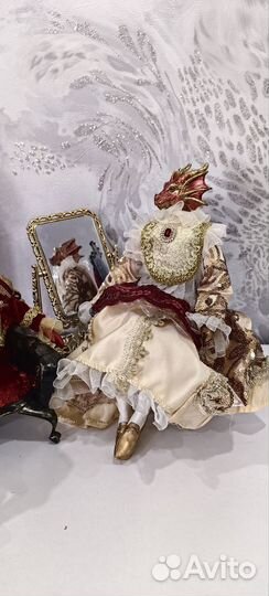 2шт интерьерные куклы драконы+ диванчик