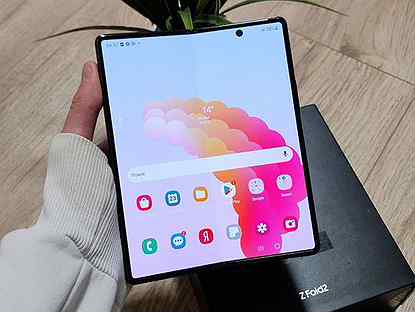 Samsung Galaxy Z Fold2, 12/256 ГБ