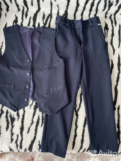 Школьные брюки и жилет для мальчика 128