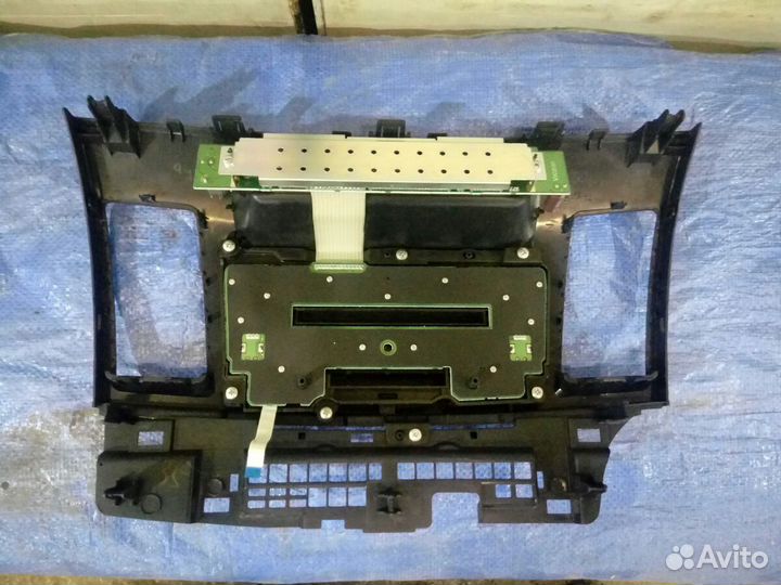 Mitsubishi lancer X (10) панель магнитолы