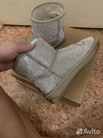 Уги женские 35 размер